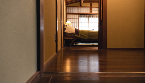 Deluxe Twin Room with Tatami Floor and Shared Bathroom