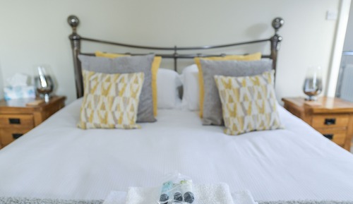 Superior Double Room, Ensuite (Chatsworth)