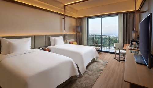 Deluxe Room, 2 Twin Beds, Balcony, Garden View