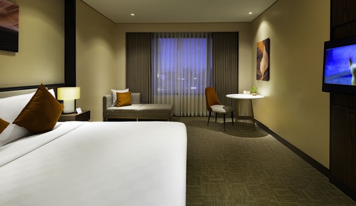 Deluxe King Room