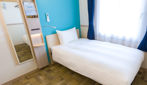 Standard Single Room, Smoking
