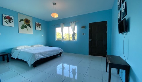 Room, Private Bathroom