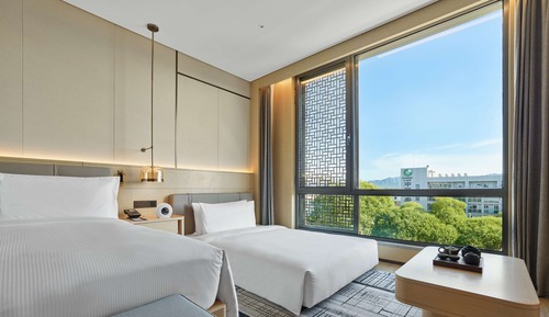 Premium Room, 1 King Bed