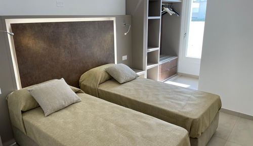 Luxury Apartment, 2 Bedrooms, Non Smoking, Pool View