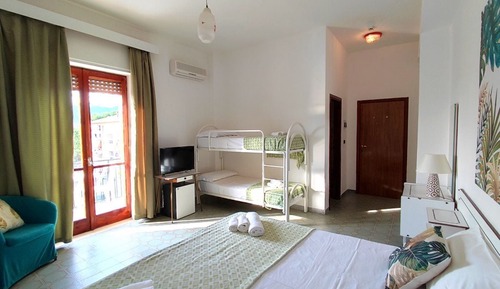 Superior Quadruple Room