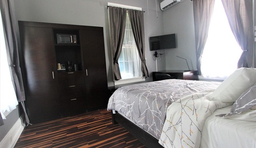 Edward T Austin 2 Bedroom Suite
