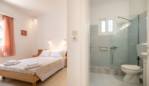 Classic Villa, 1 Bedroom, Pool Access, Garden View