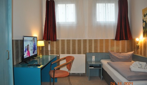 Basic Single Room