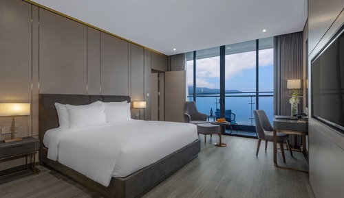 3 Bedroom Residence Oceanfront