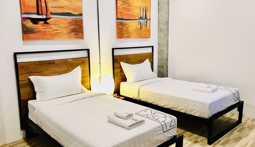 Deluxe Twin Room