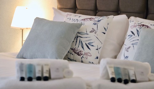 Superior Double Room, Ensuite (The Churchview Room)