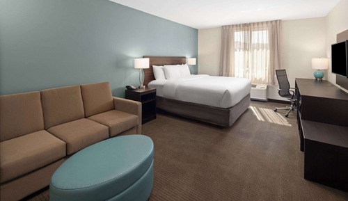 Suite, 1 King Bed, Non Smoking