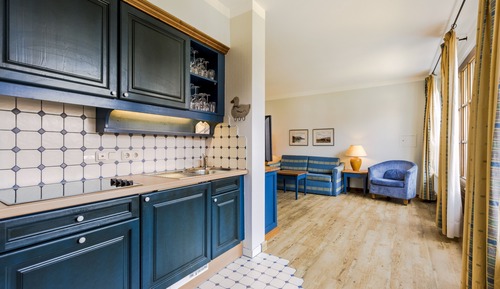 Apartment, Lake View