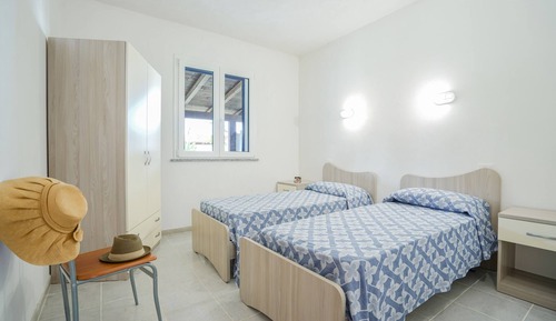 Apartment, 3 Bedrooms, Accessible, Smoking