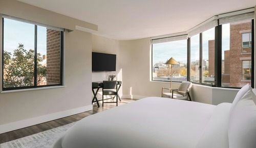 Studio, 1 King Bed, Non Smoking
