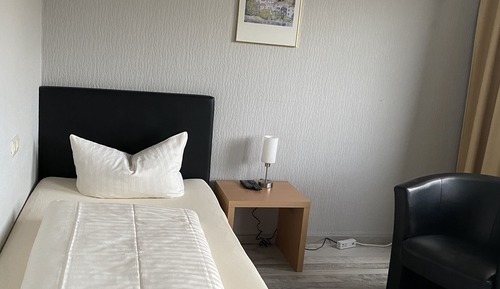 Basic Single Room, 1 Twin Bed, River View