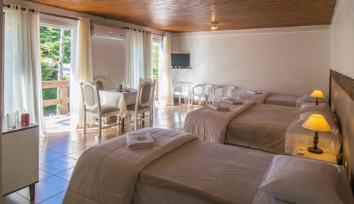 Deluxe Quadruple Room