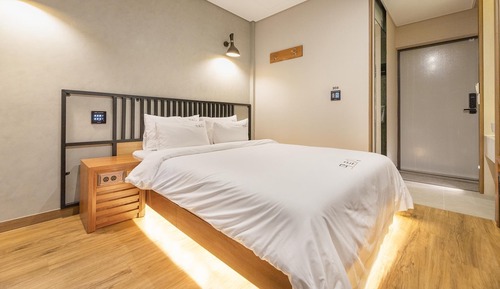 Basic Room, 1 Bedroom (203(withpet))