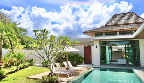 3 Bedroom Deluxe Garden Pool Villa