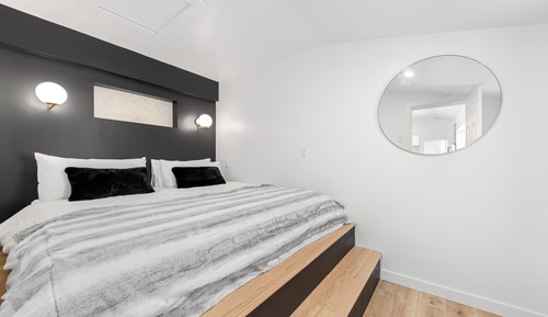 Family Chalet, Roll-in Shower, Hot Tub
