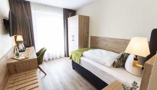 Comfort Room, 1 Large Twin Bed