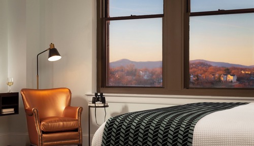 Classic Room, 1 King Bed