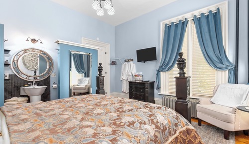 Blue Room Suite