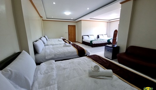 Family Room, Garden View