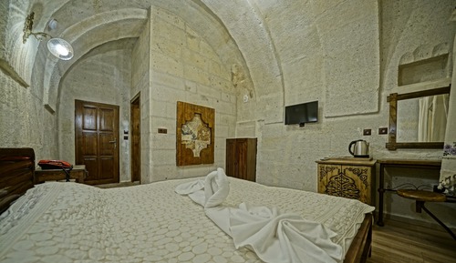 Panoramic Room