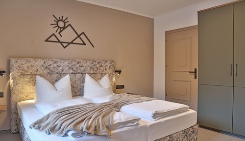 Comfort Apartment, Private Bathroom, Mountain View