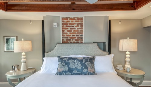 Presidential Single Room, 1 King Bed, Bathtub, Harbor View