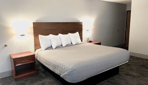 Deluxe Single Room