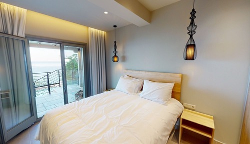 Junior Apartment, Pool Access, Poolside