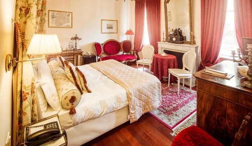 Romantic Double Room