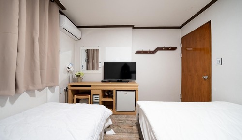 Room (VIP)