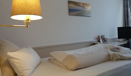 Standard Single Room