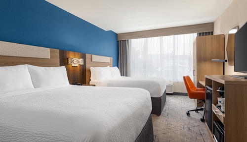 Standard Room, 2 Queen Beds, City View