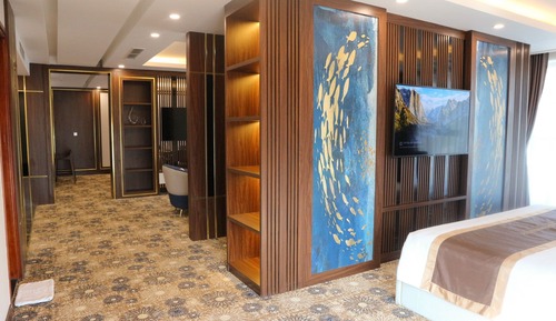 Presidential Double Room, Jetted Tub, City View