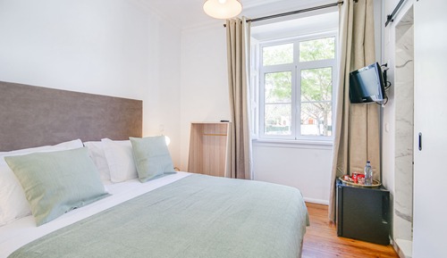 Basic Room, 1 Bedroom, Refrigerator, City View