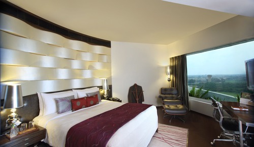 Executive Suite (Executive Suite)