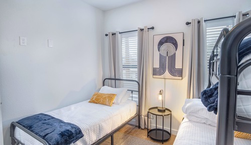 Apartment (3 Bedrooms)