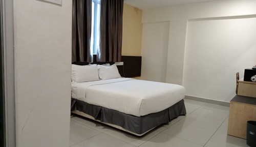 Basic Double Room