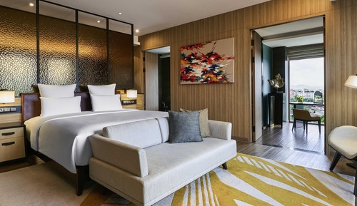 Junior Suite, 1 King Bed (Pullman)