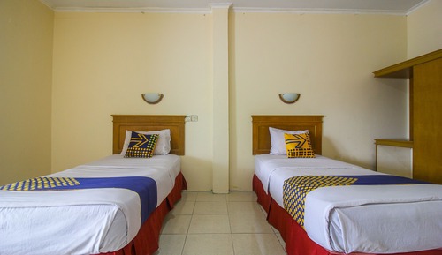 Economy Twin Room