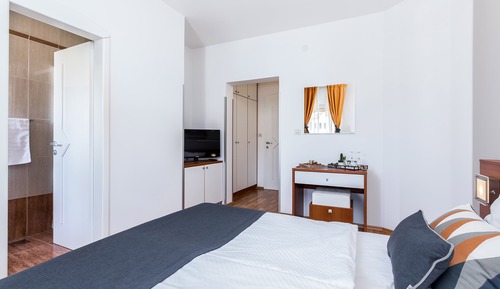Standard Double Room, Courtyard View