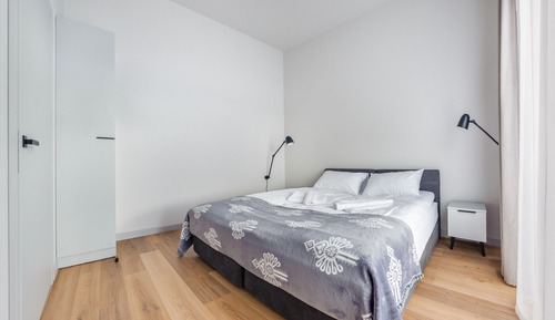 Apartment (A4)