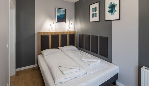 Apartment (6)
