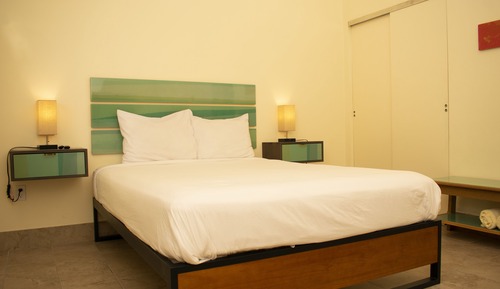 Upper Level Queen Bed