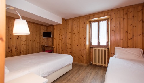 Comfort Triple Room, Mountain View
