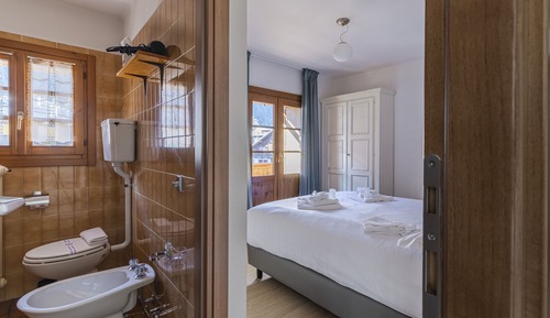 Standard Double Room, Balcony, Mountain View